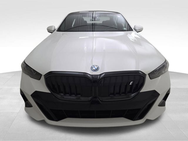 2025 BMW i5 xDrive40 xDrive40