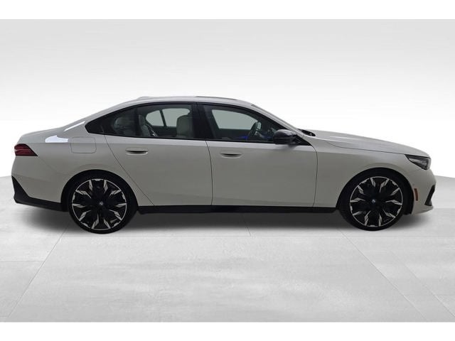 2024 BMW i5 M60