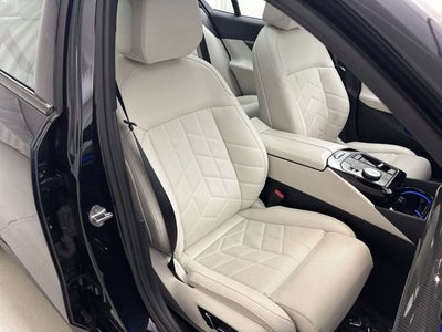 2024 BMW i5 M60 M60