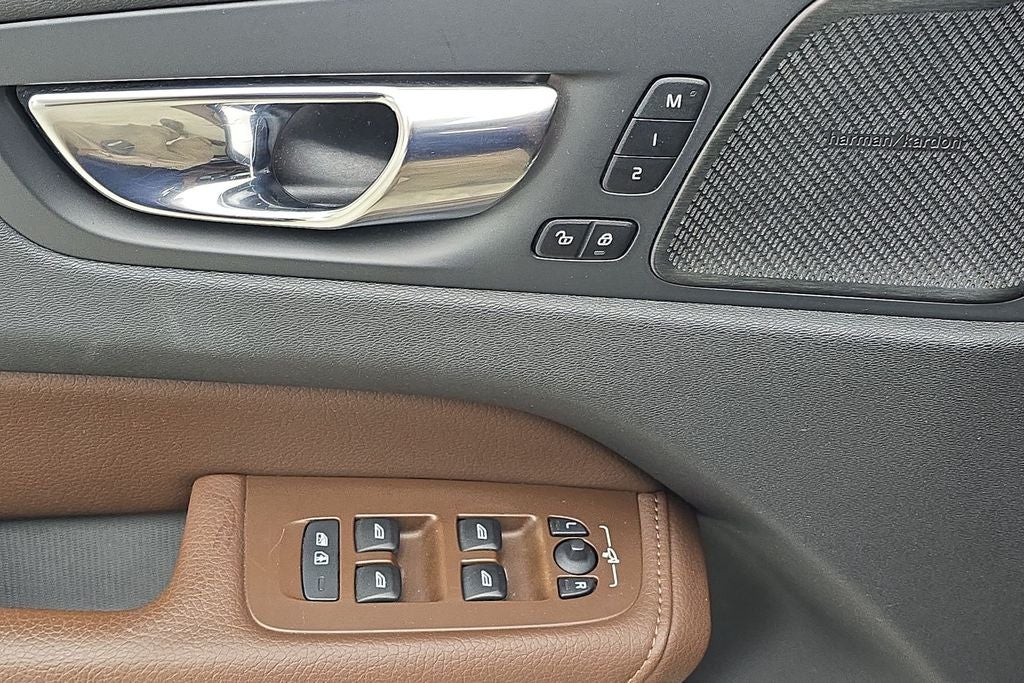 2020 Volvo XC60 T5 Inscription
