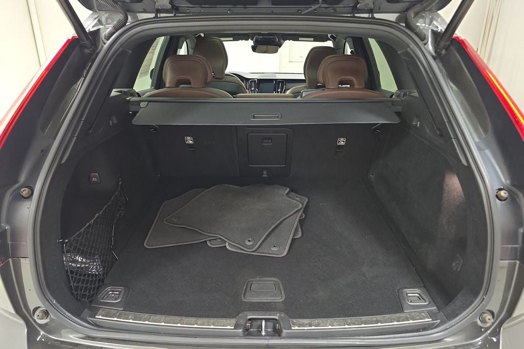 2020 Volvo XC60 T5 Inscription