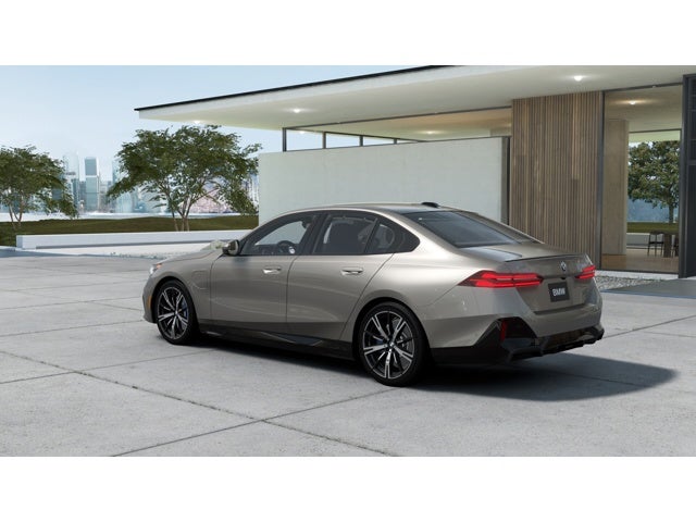 2027 BMW 550e 550e xDrive
