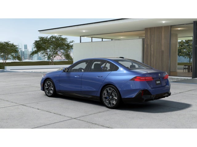 2027 BMW 550e 550e xDrive