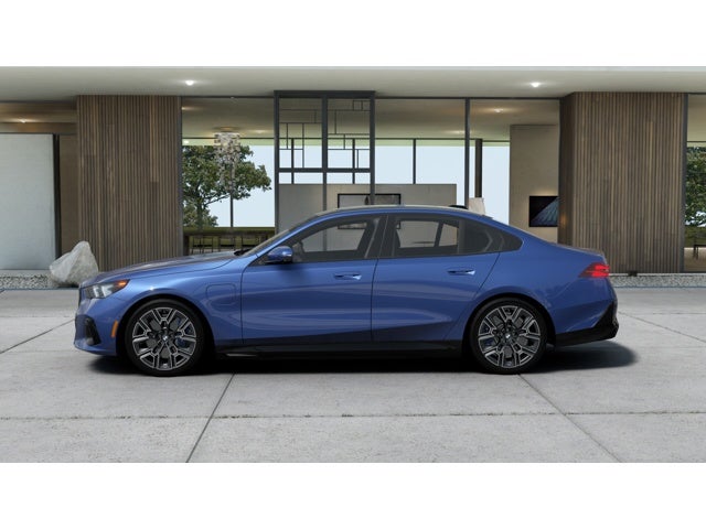 2027 BMW 550e 550e xDrive