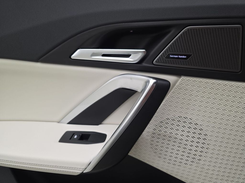 2027 BMW X1 Base