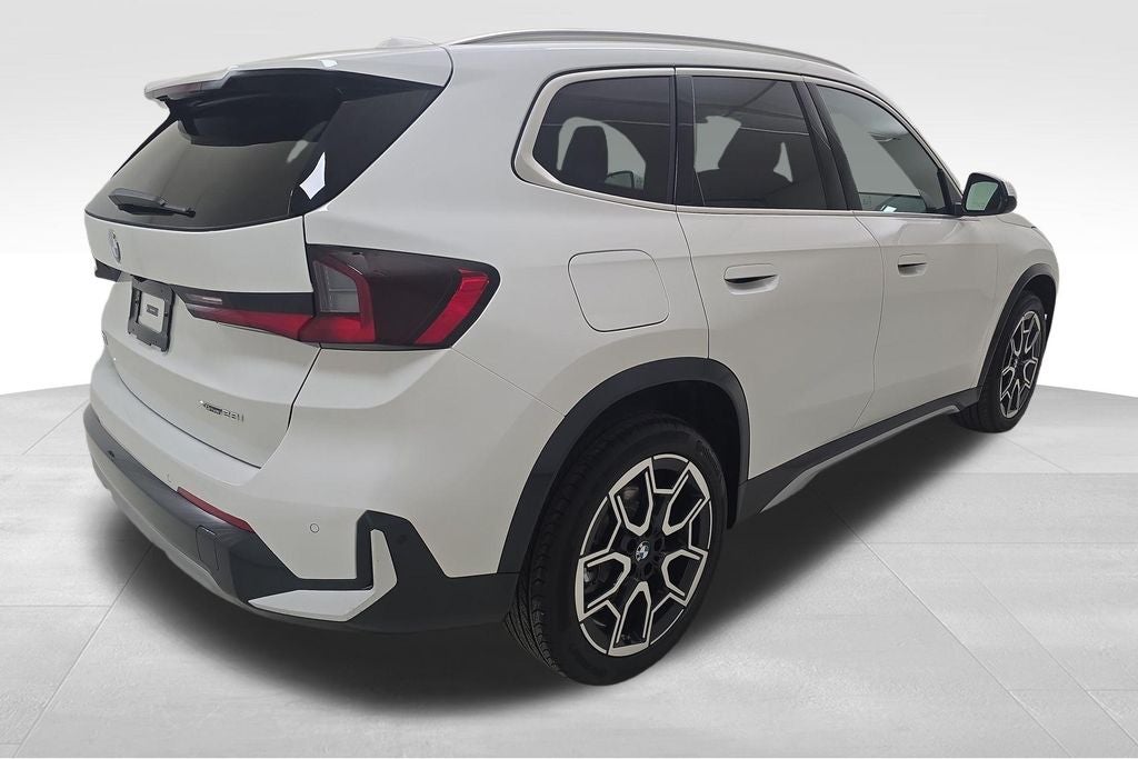 2027 BMW X1 Base