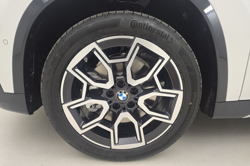 2027 BMW X1 Base