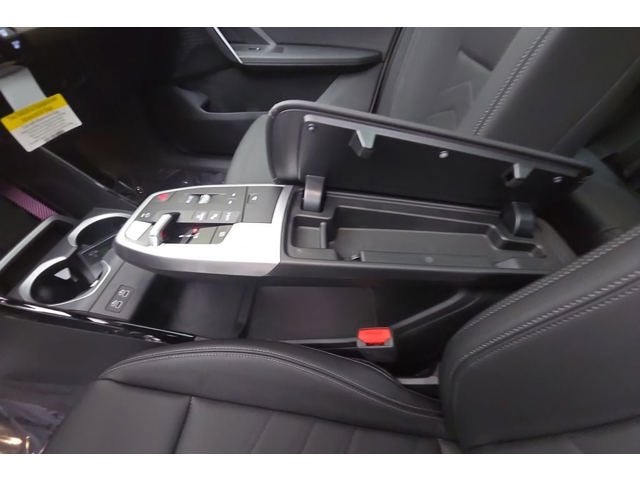 2027 BMW X1 Base